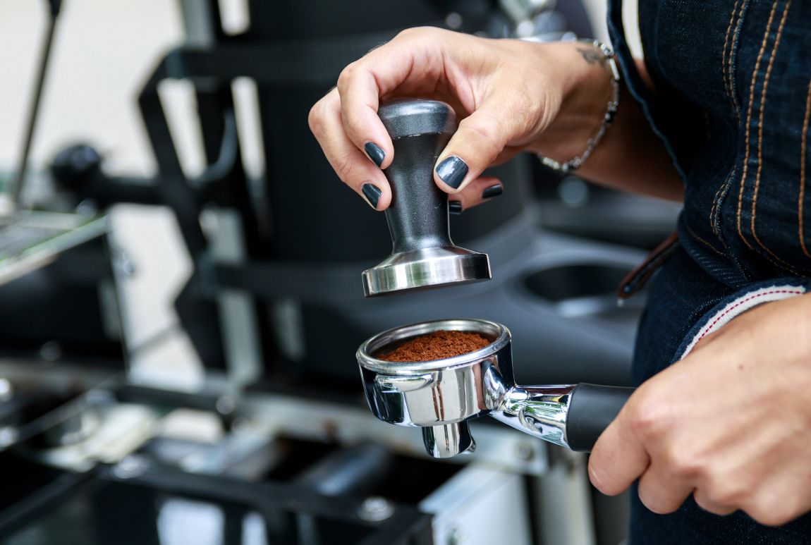 kaffee-tampen-pressen-mondo-del-caffe